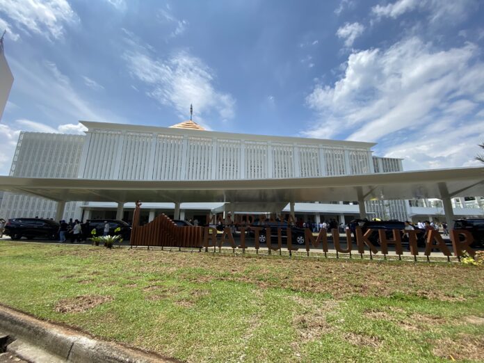 Sinar Mas Land melalui Yayasan Muslim Sinar Mas Land (YMSML) resmi meresmikan Masjid Raya Baitul Mukhtar BSD City pada Jumat, 29 Agustus 2025.