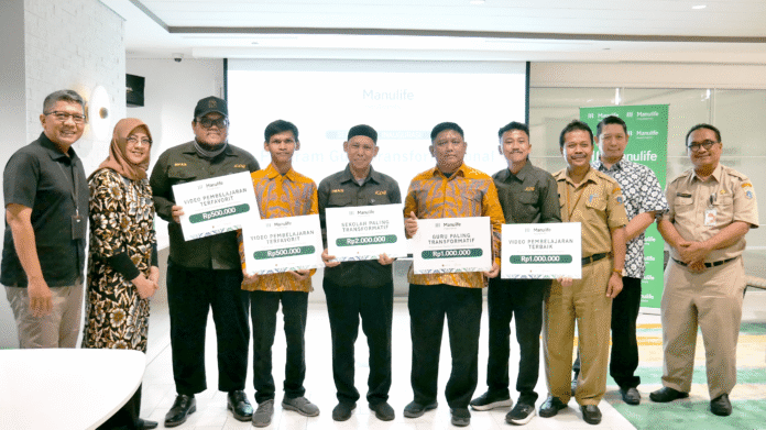PT Manulife Aset Manajemen Indonesia (MAMI) selenggarakan Program Guru Transformasional berkolaborasi dengan Putera Sampoerna Foundation sebagai upaya nyata untuk meningkatkan kualitas pendidikan dasar di Jakarta Selatan.