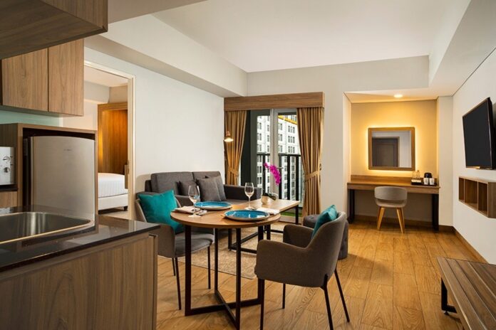 Sedang mencari hotel nyaman dengan fasilitas lengkap dan promo menarik? Vega Hotel Gading Serpong siap memanjakan Anda dengan berbagai keuntungan eksklusif yang hanya bisa didapatkan jika memesan langsung melalui situs resmi parador-hotels.com.