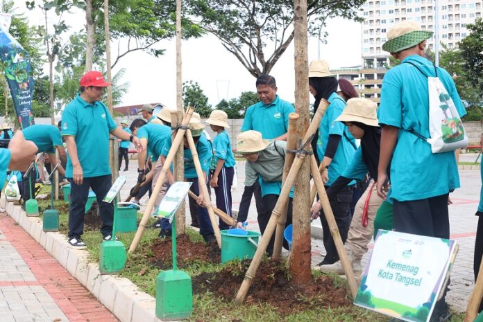 Green Camp 2025 meliputi edukasi seputar pelestarian alam, penanaman 130 pohon lindung serta pemilihan Duta Green Camp. Para peserta juga mengikuti sesi permainan tradisional dan harmonisasi orkestra angklung untuk menanamkan nilai kebersamaan dan kecintaan terhadap nilai budaya lokal.